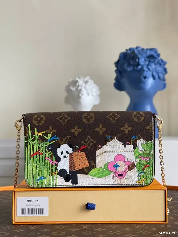WIS VUITTON POCHETTE FÉLICIE LOUIS 0506